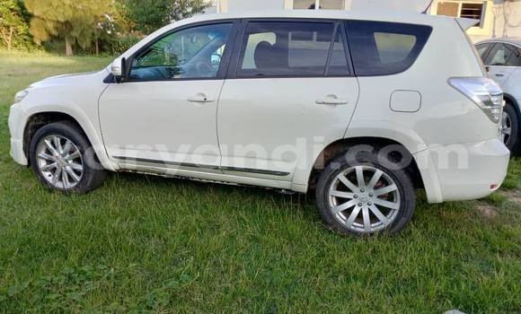 Nunua Ilio tumika Toyota Vanguard Nyeupe Gari ndani ya Lusaka nchini Zambia Nunua Ilio tumika Toyota Vanguard Nyeupe Gari ndani ya Lusaka nchini Zambia