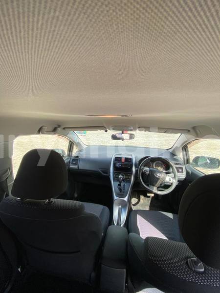 Big with watermark toyota auris zambia lusaka 31176