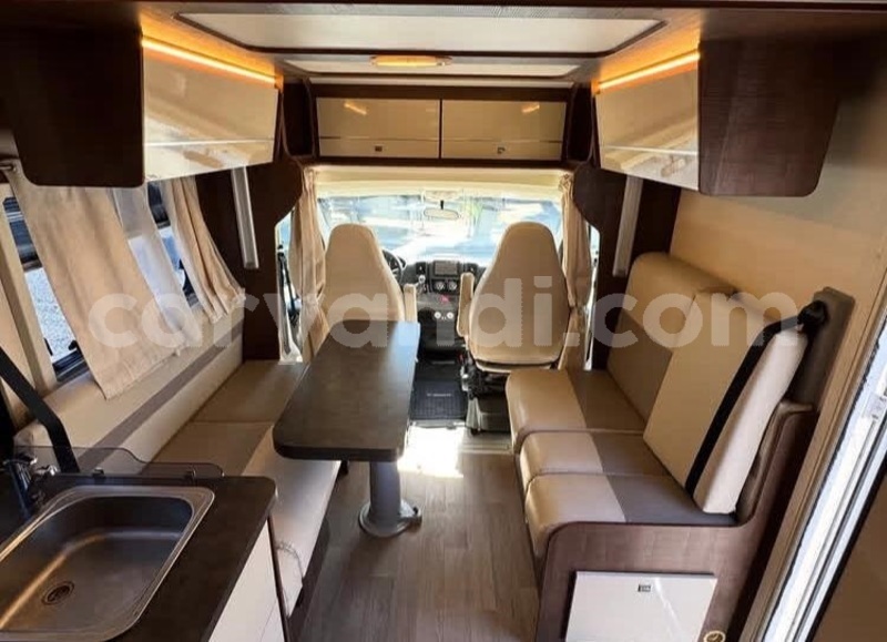 Big with watermark fiat 900t zambia lusaka 31178