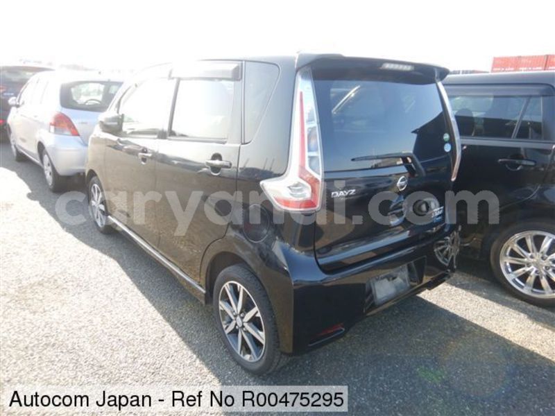 Big with watermark nissan dayz zambia lusaka 31186