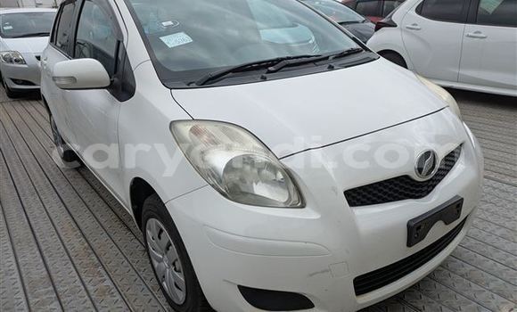 Buy Used Toyota Vitz White Car in Lusaka in Zambia