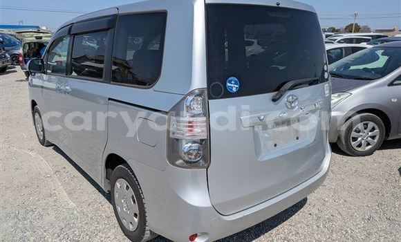 Buy Used Toyota Voxy Silver Car in Lusaka in Zambia Buy Used Toyota Voxy Silver Car in Lusaka in Zambia