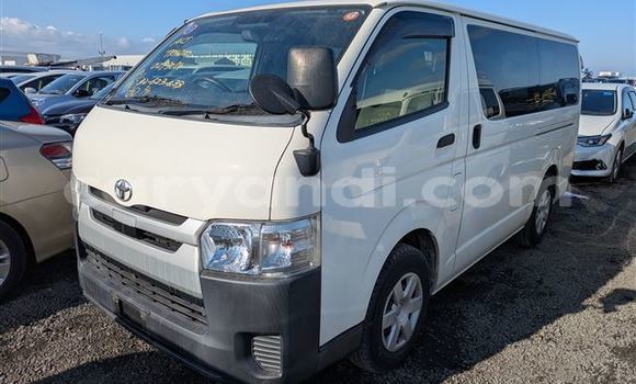 Tenga Tsaru Toyota Hiace Chena Mota in Lusaka in Zambia Tenga Tsaru Toyota Hiace Chena Mota in Lusaka in Zambia