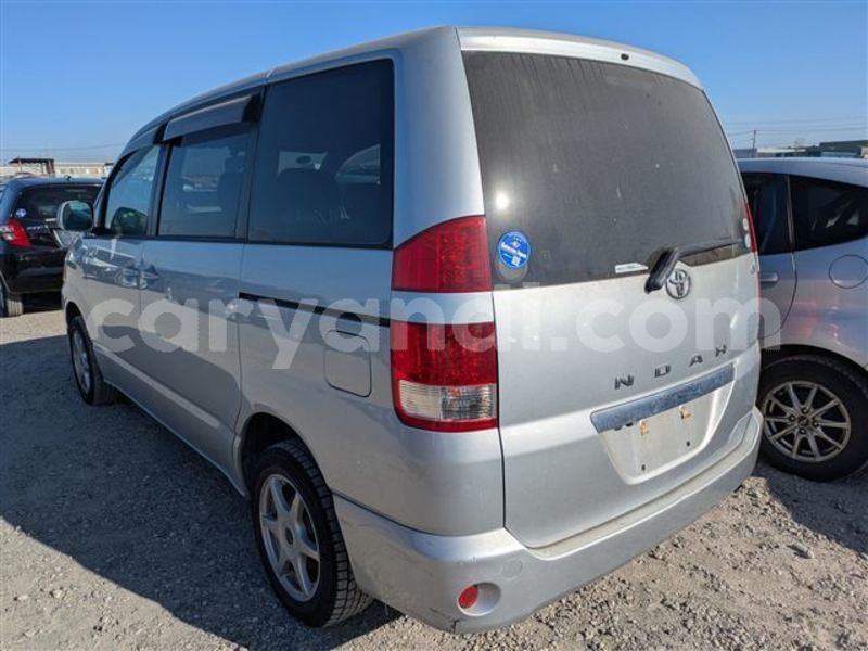 Big with watermark toyota noah zambia lusaka 31207