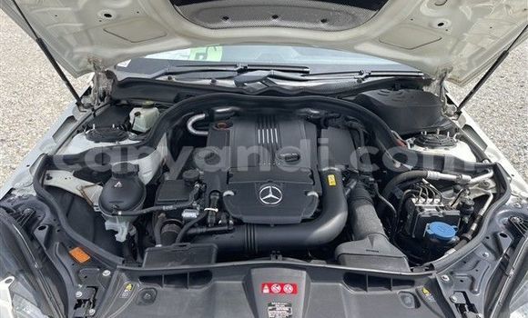 Buy Used Mercedes‒Benz E–Class White Car in Lusaka in Zambia Buy Used Mercedes‒Benz E–Class White Car in Lusaka in Zambia
