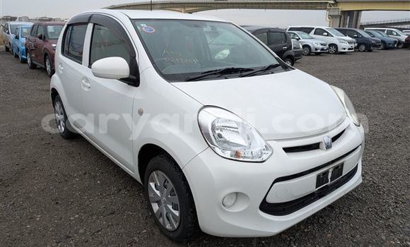Buy Used Toyota Passo White Car in Lusaka in Zambia