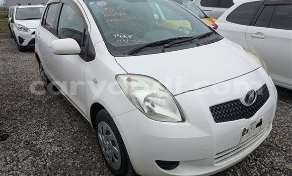 Buy Used Toyota Vitz White Car in Lusaka in Zambia