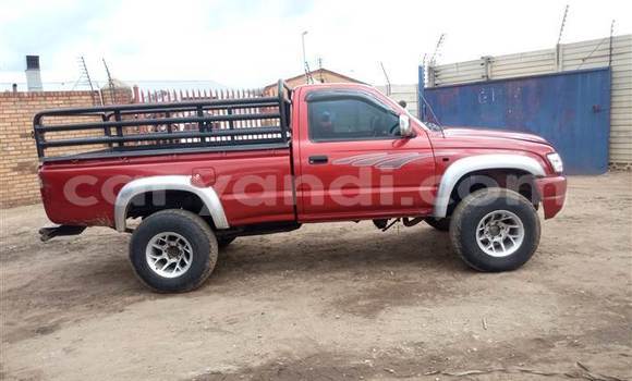 Acheter Occasion Voiture Toyota Hilux Rouge à Lusaka, Zambie Acheter Occasion Voiture Toyota Hilux Rouge à Lusaka, Zambie