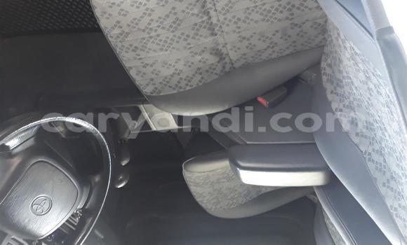 Acheter Occasion Voiture Toyota Hilux Rouge à Lusaka, Zambie Acheter Occasion Voiture Toyota Hilux Rouge à Lusaka, Zambie