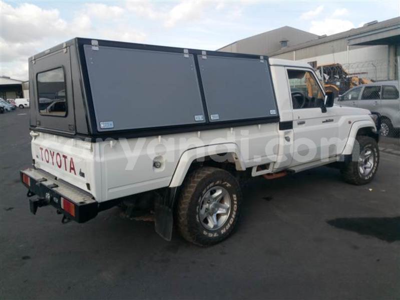 Big with watermark toyota hilux zambia kitwe 31232