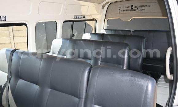 Acheter Occasion Voiture Toyota 4Runner Blanc à Kitwe, Zambie Acheter Occasion Voiture Toyota 4Runner Blanc à Kitwe, Zambie