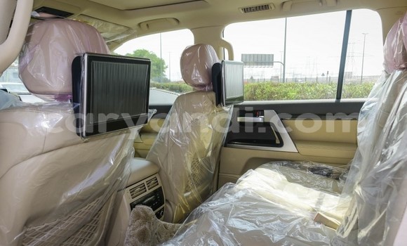 Buy Used Toyota Land Cruiser White Car in Lusaka in Zambia Buy Used Toyota Land Cruiser White Car in Lusaka in Zambia