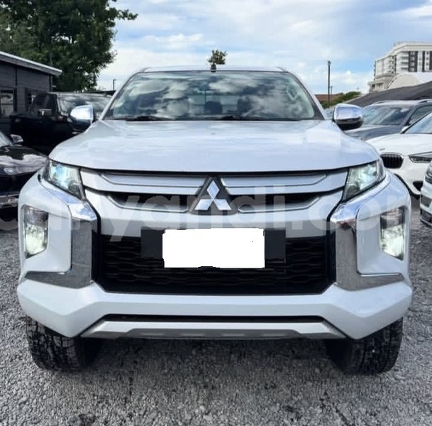Big with watermark mitsubishi l200 zambia lusaka 31256