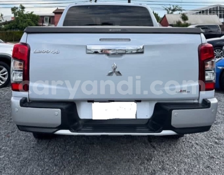 Big with watermark mitsubishi l200 zambia lusaka 31256