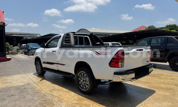 Nunua Imported Toyota HiAce Nyeupe Lori ndani ya Kabwe nchini Zambia Nunua Imported Toyota HiAce Nyeupe Lori ndani ya Kabwe nchini Zambia