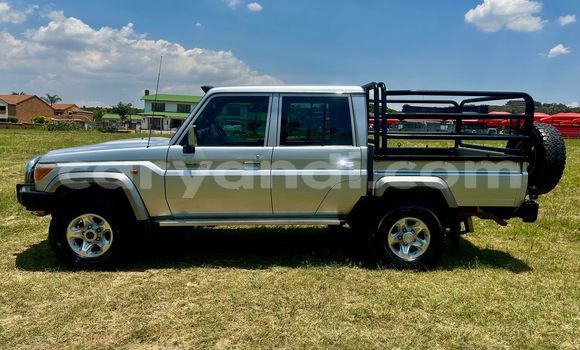 Buy Used Toyota Land Cruiser Silver Car in Kitwe in Zambia