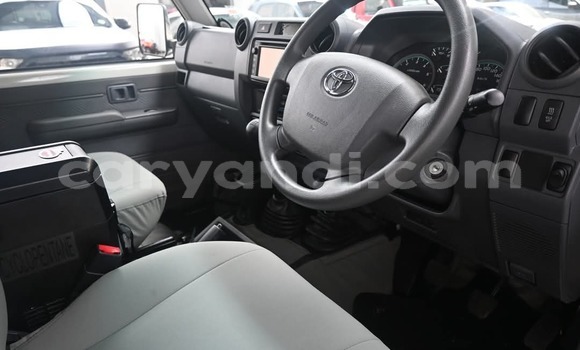 Buy Used Toyota Land Cruiser White Car in Lusaka in Zambia Buy Used Toyota Land Cruiser White Car in Lusaka in Zambia