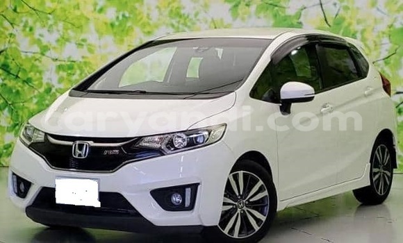Tenga Tsaru Honda FIT Chena Mota in Lusaka in Zambia