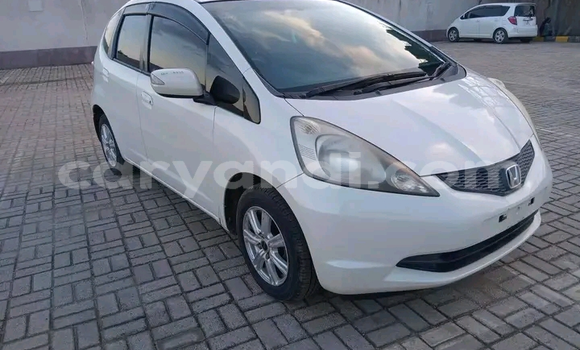 Acheter Neuf Voiture Honda FIT Blanc à Lusaka, Zambie