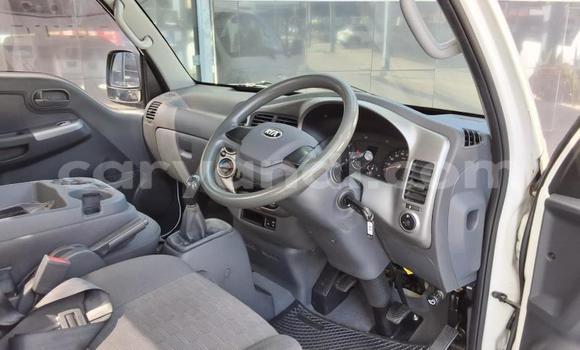 Buy Used Kia K7 White Car in Lusaka in Zambia Buy Used Kia K7 White Car in Lusaka in Zambia