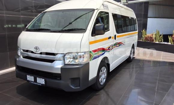 Buy Used Toyota Hiace White Car in Lusaka in Zambia Buy Used Toyota Hiace White Car in Lusaka in Zambia