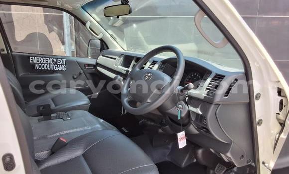 Buy Used Toyota Hiace White Car in Lusaka in Zambia Buy Used Toyota Hiace White Car in Lusaka in Zambia