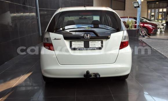 Buy Used Honda Jazz White Car in Lusaka in Zambia Buy Used Honda Jazz White Car in Lusaka in Zambia