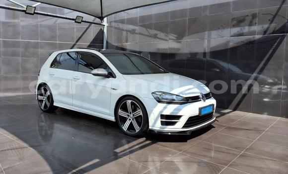 Buy Used Volkswagen Golf R White Car in Lusaka in Zambia Buy Used Volkswagen Golf R White Car in Lusaka in Zambia