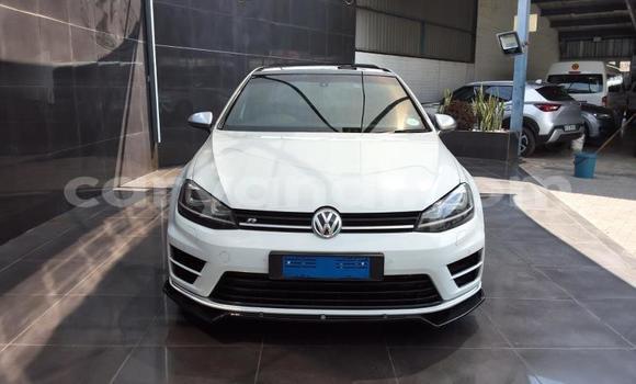 Buy Used Volkswagen Golf R White Car in Lusaka in Zambia Buy Used Volkswagen Golf R White Car in Lusaka in Zambia
