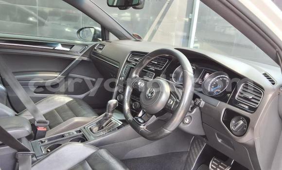 Buy Used Volkswagen Golf R White Car in Lusaka in Zambia Buy Used Volkswagen Golf R White Car in Lusaka in Zambia