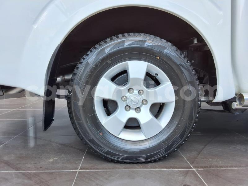 Big with watermark nissan navara zambia lusaka 31286