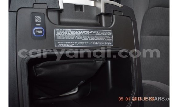 Tenga Imported Toyota Land Cruiser Zvimwe Mota in Import - Dubai in Zambia Tenga Imported Toyota Land Cruiser Zvimwe Mota in Import - Dubai in Zambia