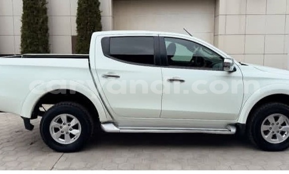 Buy Used Mitsubishi L200 White Car in Lusaka in Zambia Buy Used Mitsubishi L200 White Car in Lusaka in Zambia