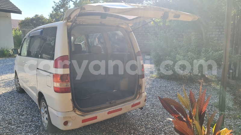 Big with watermark toyota noah zambia lusaka 31300