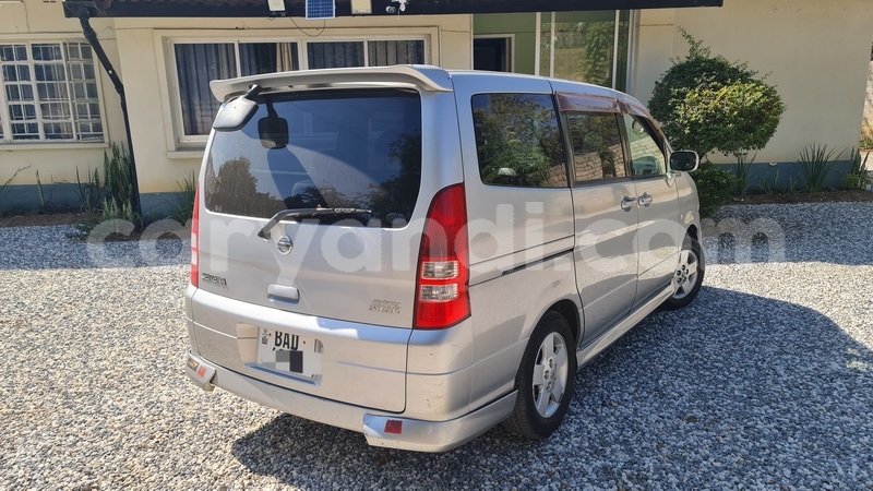 Big with watermark nissan serena zambia lusaka 31301