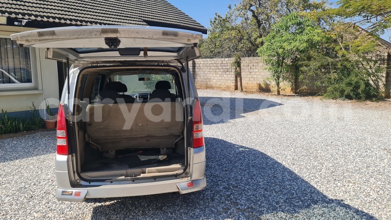 Big with watermark nissan serena zambia lusaka 31301