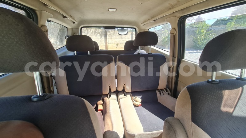 Big with watermark nissan serena zambia lusaka 31301