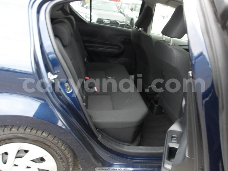 Big with watermark toyota aqua zambia livingstone 31303