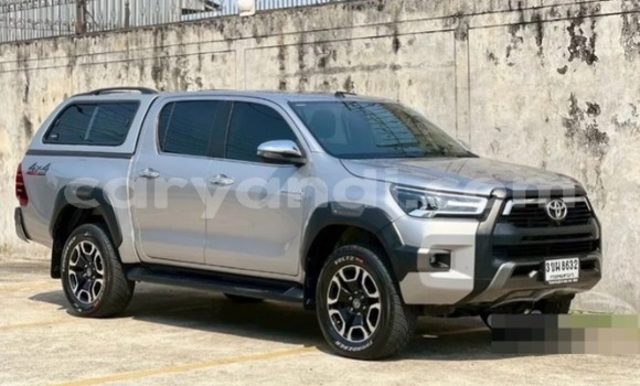Buy Used Toyota Hiluxe Revo Silver Car in Lusaka in Zambia