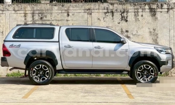 Buy Used Toyota Hiluxe Revo Silver Car in Lusaka in Zambia Buy Used Toyota Hiluxe Revo Silver Car in Lusaka in Zambia