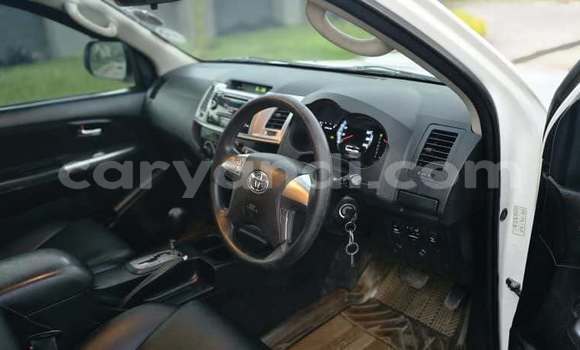 Buy Used Toyota Fortuner White Car in Lusaka in Zambia Buy Used Toyota Fortuner White Car in Lusaka in Zambia