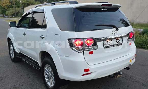 Buy Used Toyota Fortuner White Car in Lusaka in Zambia Buy Used Toyota Fortuner White Car in Lusaka in Zambia