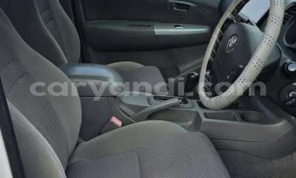 Buy Used Toyota Hilux White Car in Lusaka in Zambia Buy Used Toyota Hilux White Car in Lusaka in Zambia