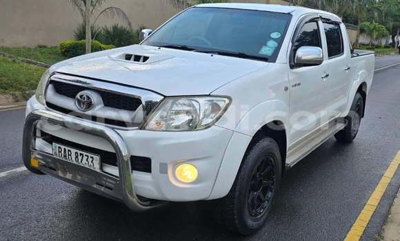 Buy Used Toyota Hilux White Car in Lusaka in Zambia Buy Used Toyota Hilux White Car in Lusaka in Zambia