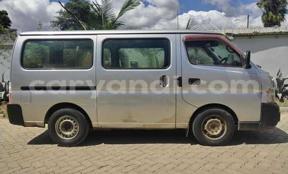 Acheter Occasion Voiture Nissan Caravan Gris à Lusaka, Zambie Acheter Occasion Voiture Nissan Caravan Gris à Lusaka, Zambie