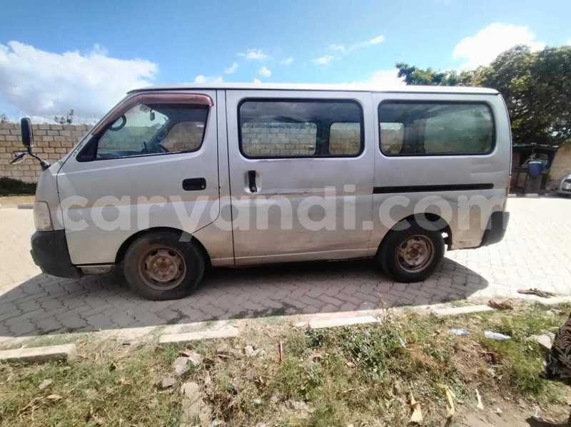 Big with watermark nissan caravan zambia lusaka 31406