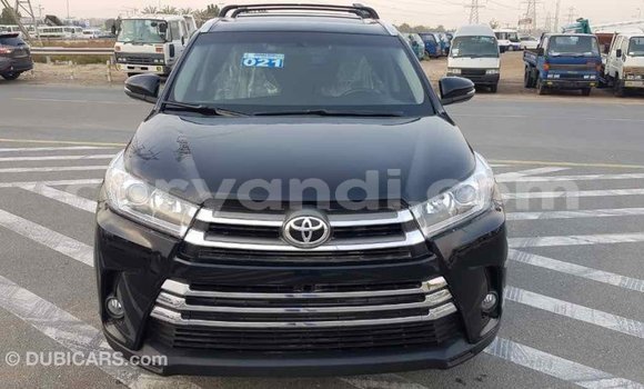 Nunua Imported Toyota Highlander Nyeusi Gari ndani ya Import - Dubai nchini Zambia Nunua Imported Toyota Highlander Nyeusi Gari ndani ya Import - Dubai nchini Zambia