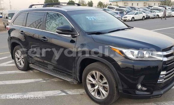 Nunua Imported Toyota Highlander Nyeusi Gari ndani ya Import - Dubai nchini Zambia Nunua Imported Toyota Highlander Nyeusi Gari ndani ya Import - Dubai nchini Zambia
