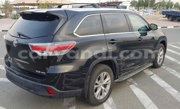 Nunua Imported Toyota Highlander Nyeusi Gari ndani ya Import - Dubai nchini Zambia Nunua Imported Toyota Highlander Nyeusi Gari ndani ya Import - Dubai nchini Zambia