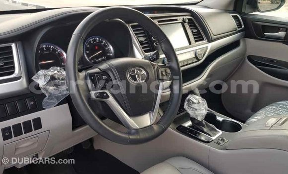 Nunua Imported Toyota Highlander Nyeusi Gari ndani ya Import - Dubai nchini Zambia Nunua Imported Toyota Highlander Nyeusi Gari ndani ya Import - Dubai nchini Zambia